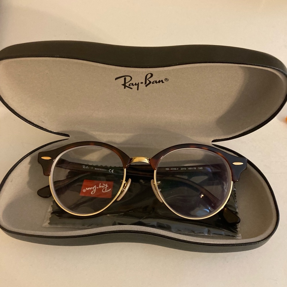 Raybans Clubround Optics